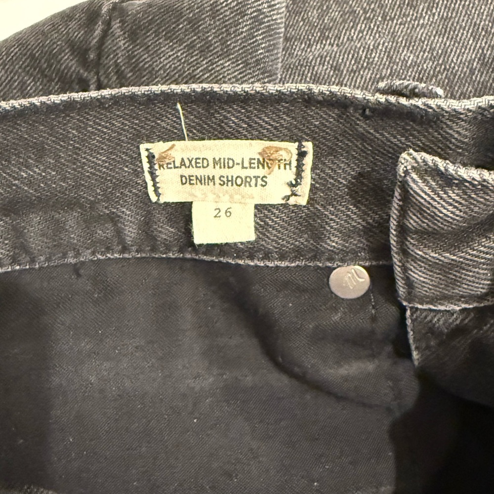 Madewell Relaxed Mid-Length Denim Shorts - Picture 5 of 6